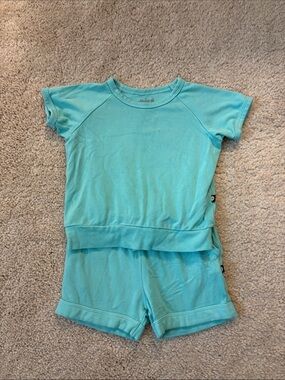 Kyte Baby Jogger Set short sleeves and shorts set